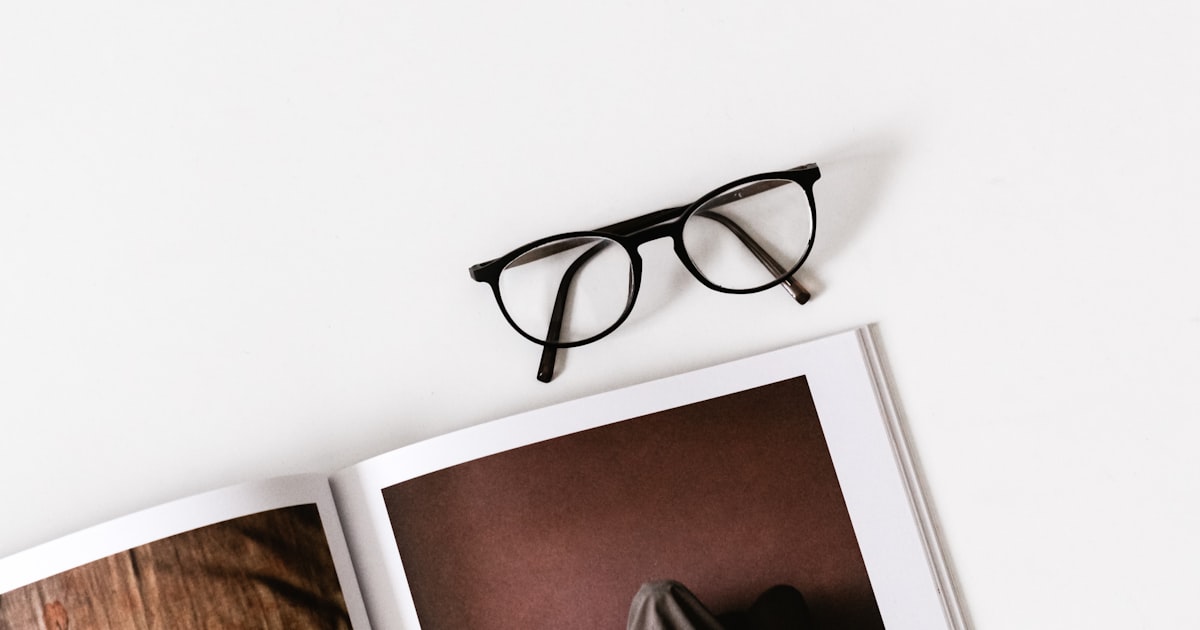 Accessorizing Your Eyeglasses